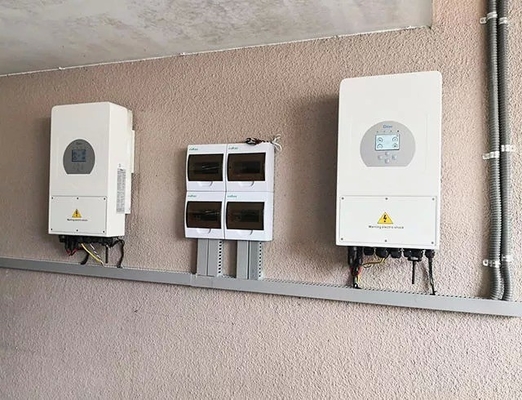 10kw Drei-Phasen-Ausgang Deye Hybrid-Wechselrichter für Solar-Hybrid-Strom-System 380v