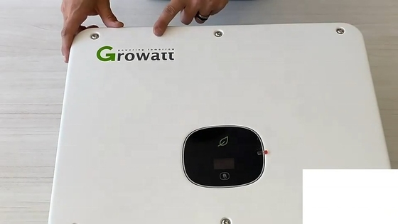 10 kW Growatt-Wechselrichter für Vorverkaufsprojektentwurf Bodenmontage und 230V 380V Ausgang