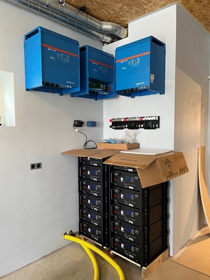 Elektrizität 10 Wh 6000 Tiefkreisläufe 12V 24V 48V 51.2V 10kwh Lifepo4 Batteriepacks